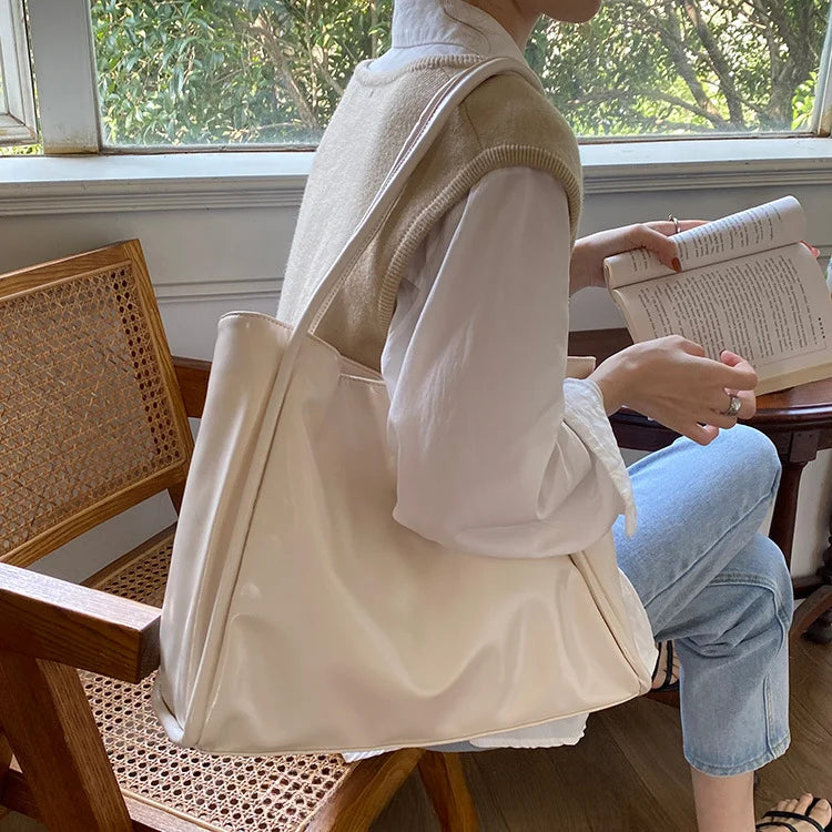 Aria Tote