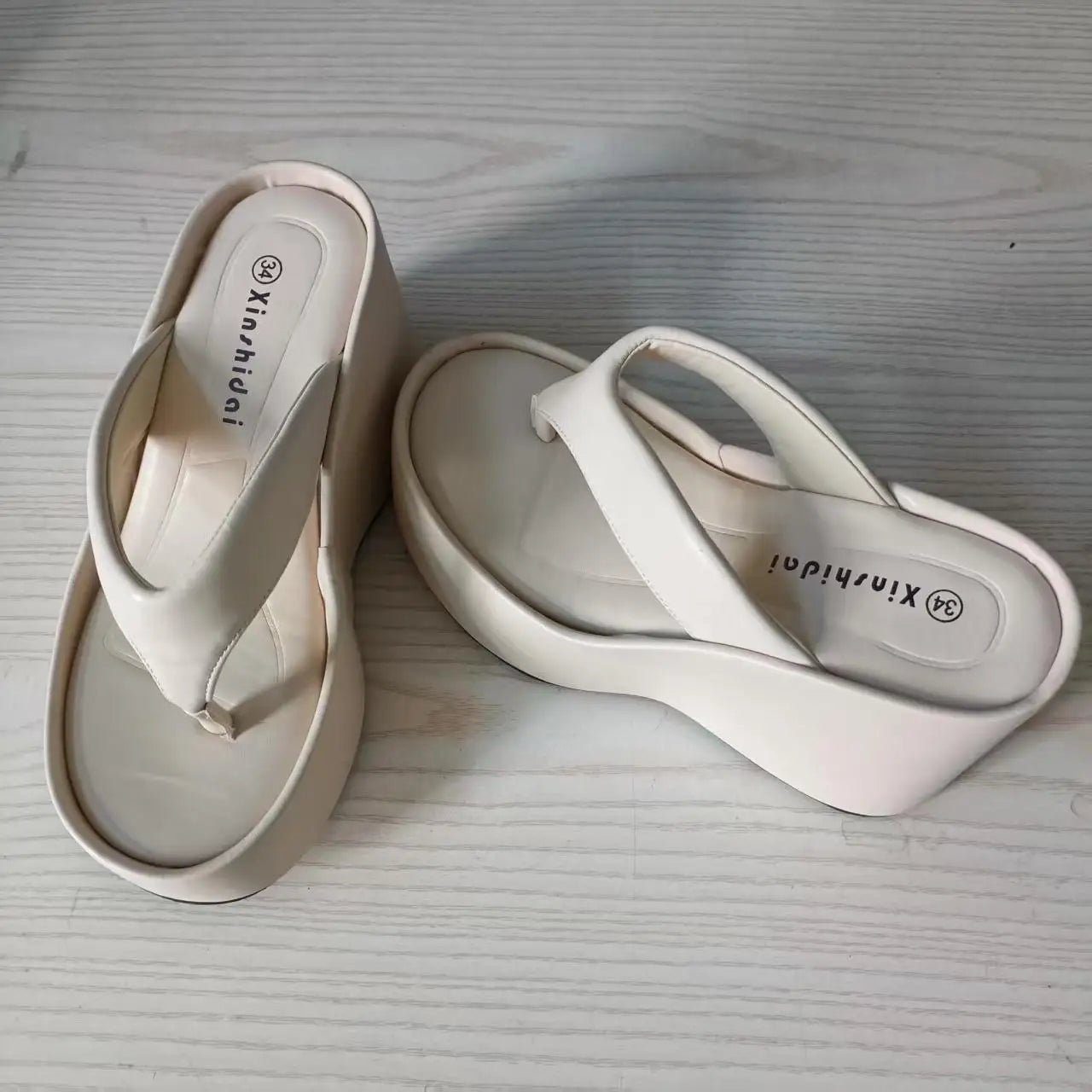 Elevé Wedge Flip Flops