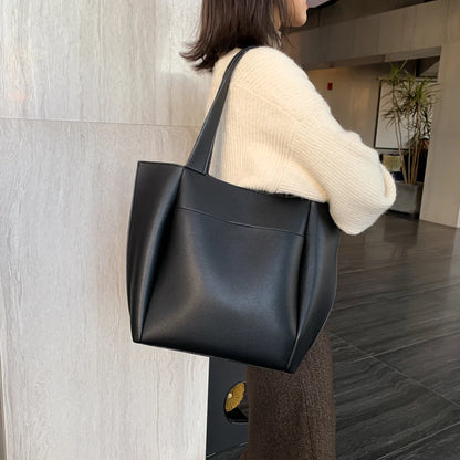 Nora Tote
