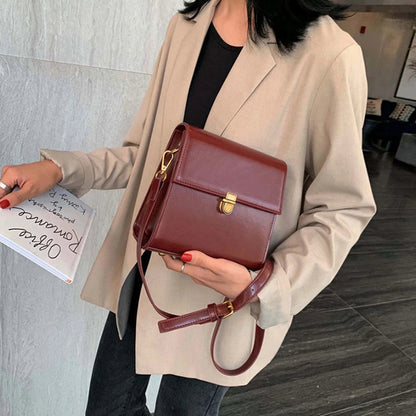 Claire Crossbody