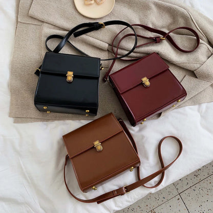Claire Crossbody