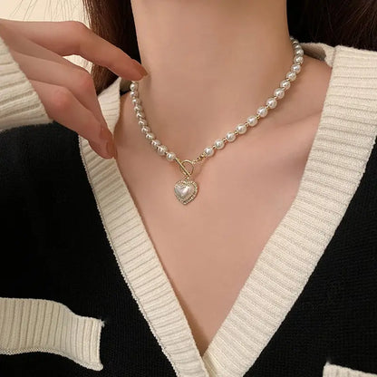 Amoria Pearl Necklace