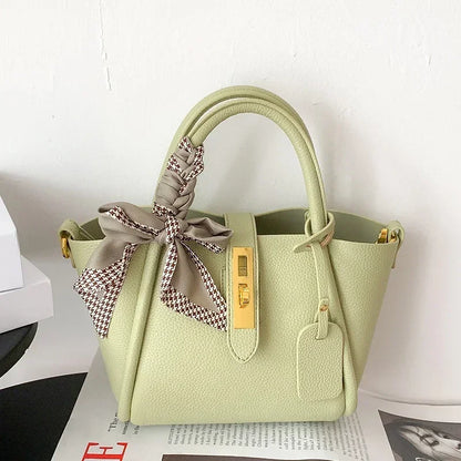 Vivienne Tote
