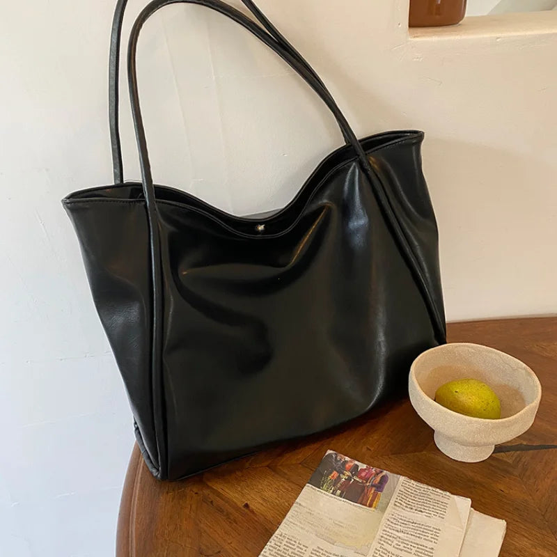 Aria Tote