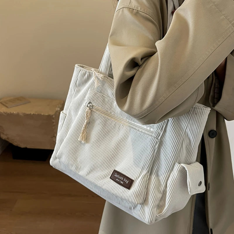 Daisy Tote