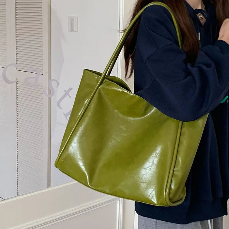 Aria Tote