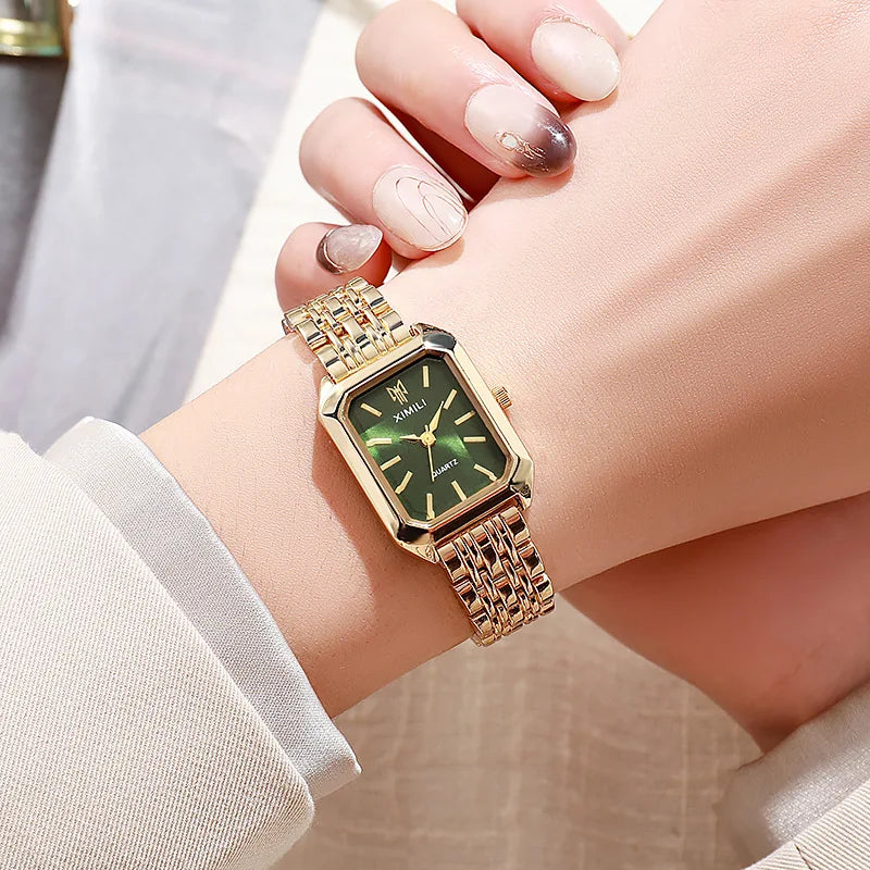 Elara Luxe Watch