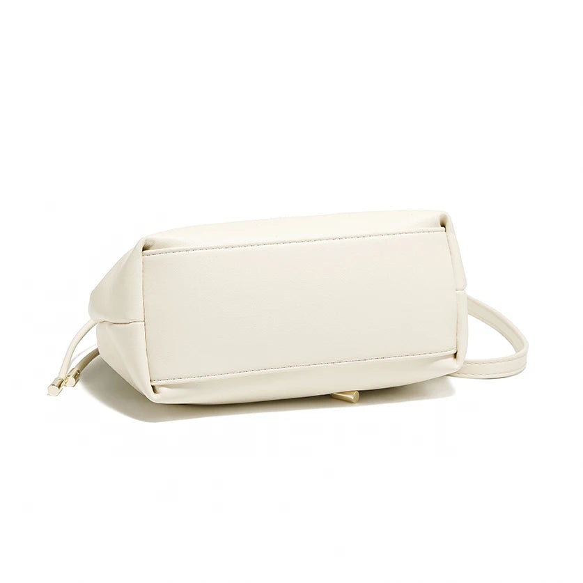 Elise Signature Wallet