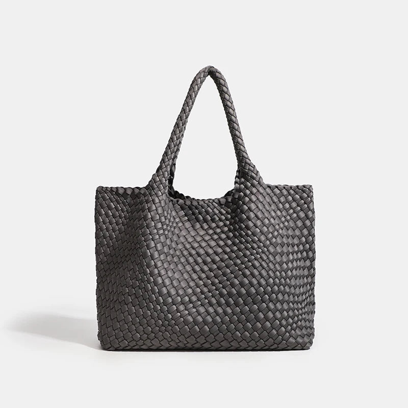 Emily Tote