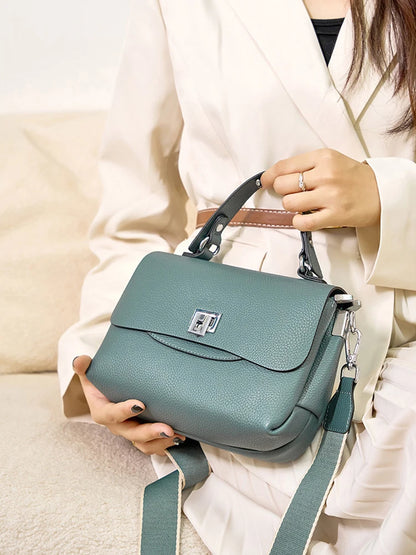 Vivienne Satchel