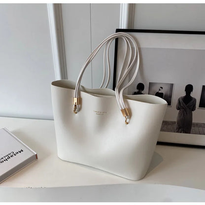 Camila Tote