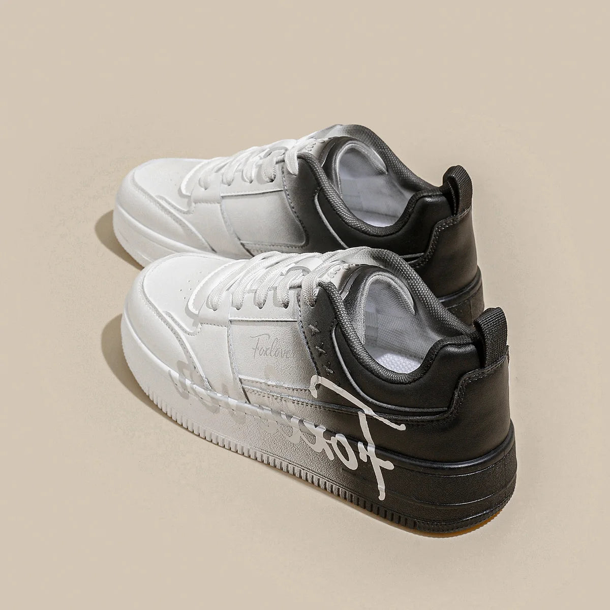 Atlas Sneakers
