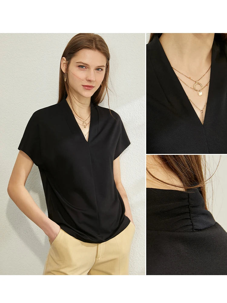 Clara Essential V-Neck Tee