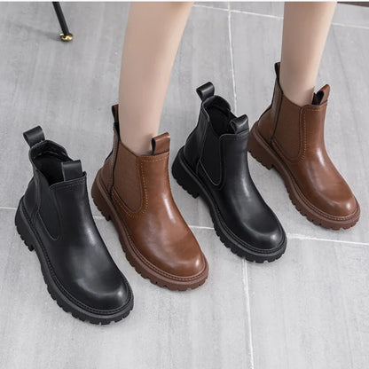 Harper Leather Chelsea Boots
