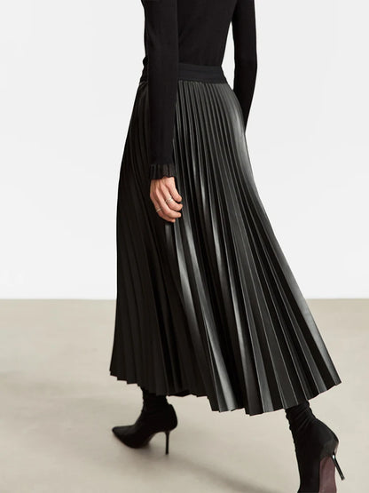 Charlotte Pleated