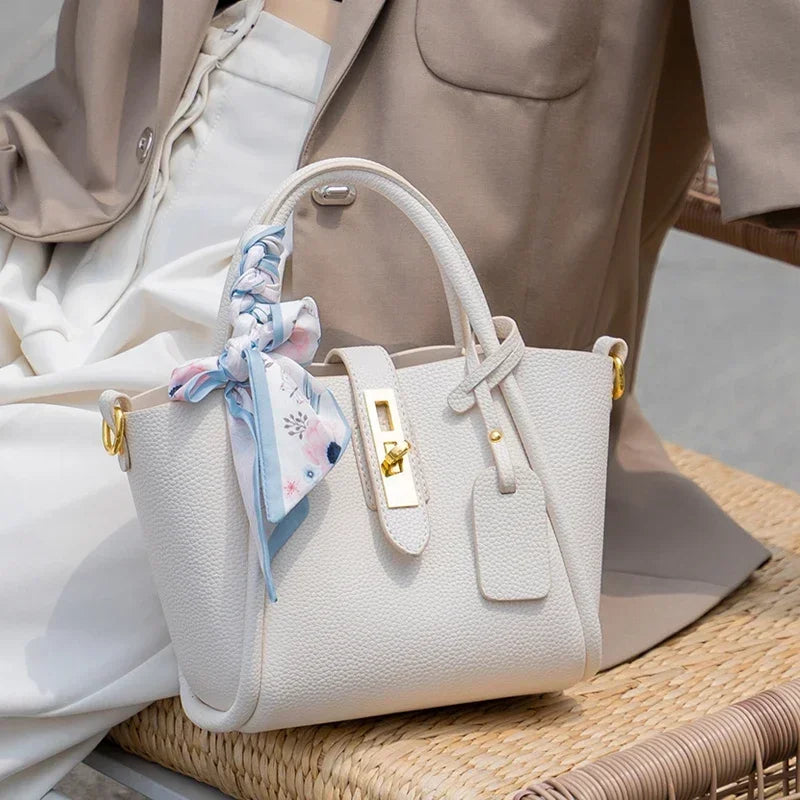 Vivienne Tote