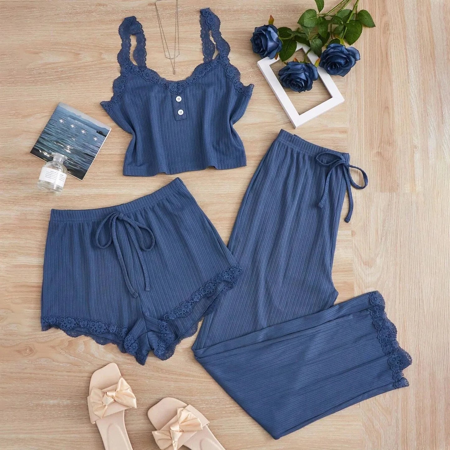 Bella Lace 3-Piece Lounge Set