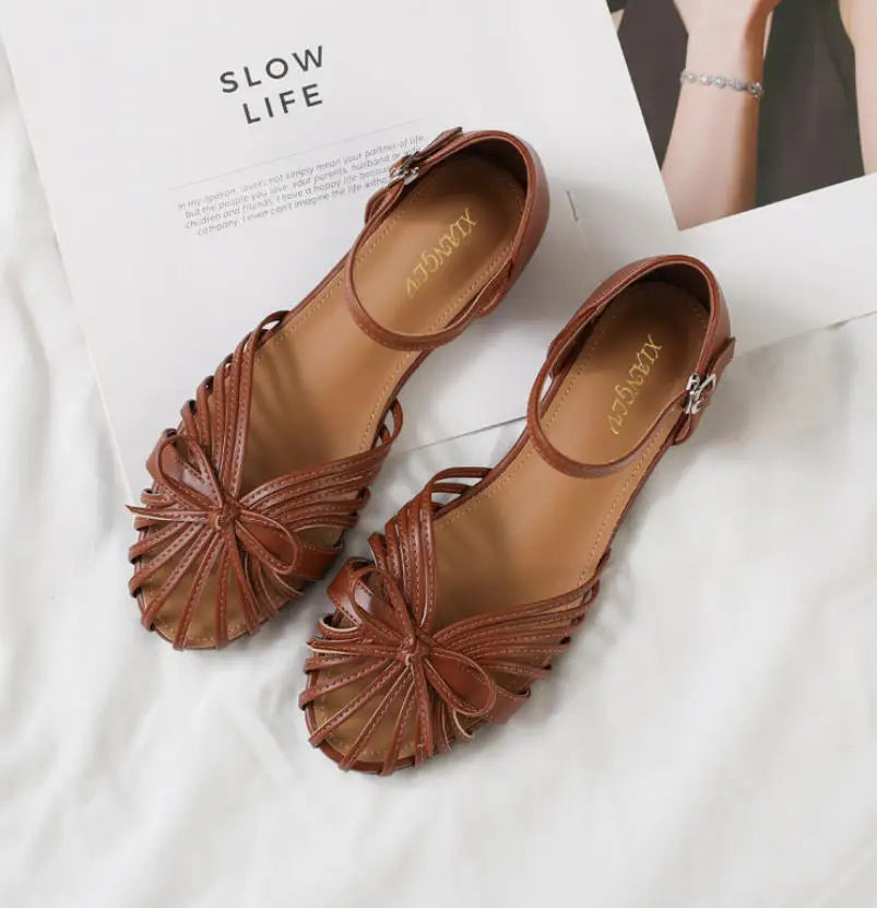The Siena Bow Sandal