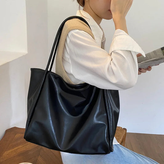 Aria Tote