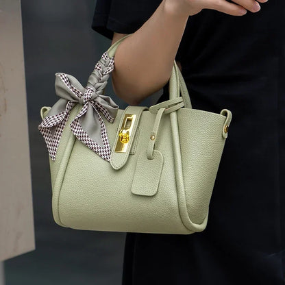 Vivienne Tote