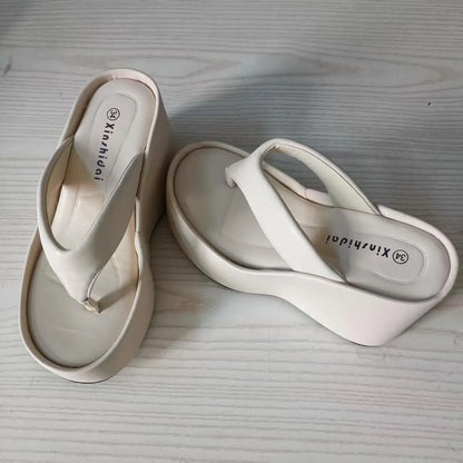 Elevé Wedge Flip Flops