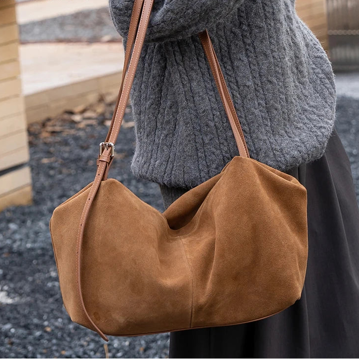 Noelle Tote