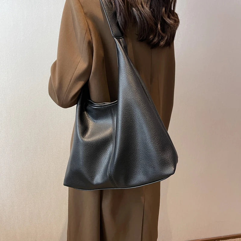 Naomi Tote
