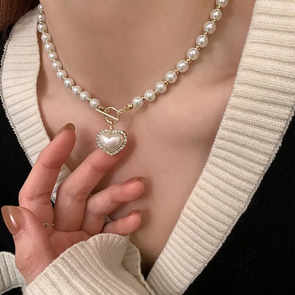 Amoria Pearl Necklace