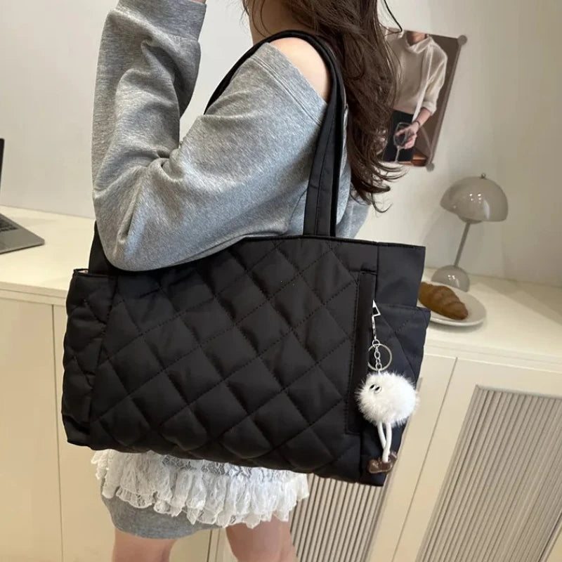 Lucy Tote