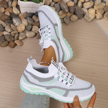 Nova Duo Sneakers
