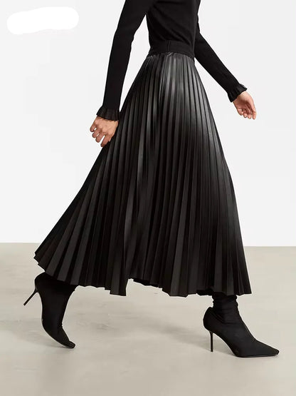 Charlotte Pleated