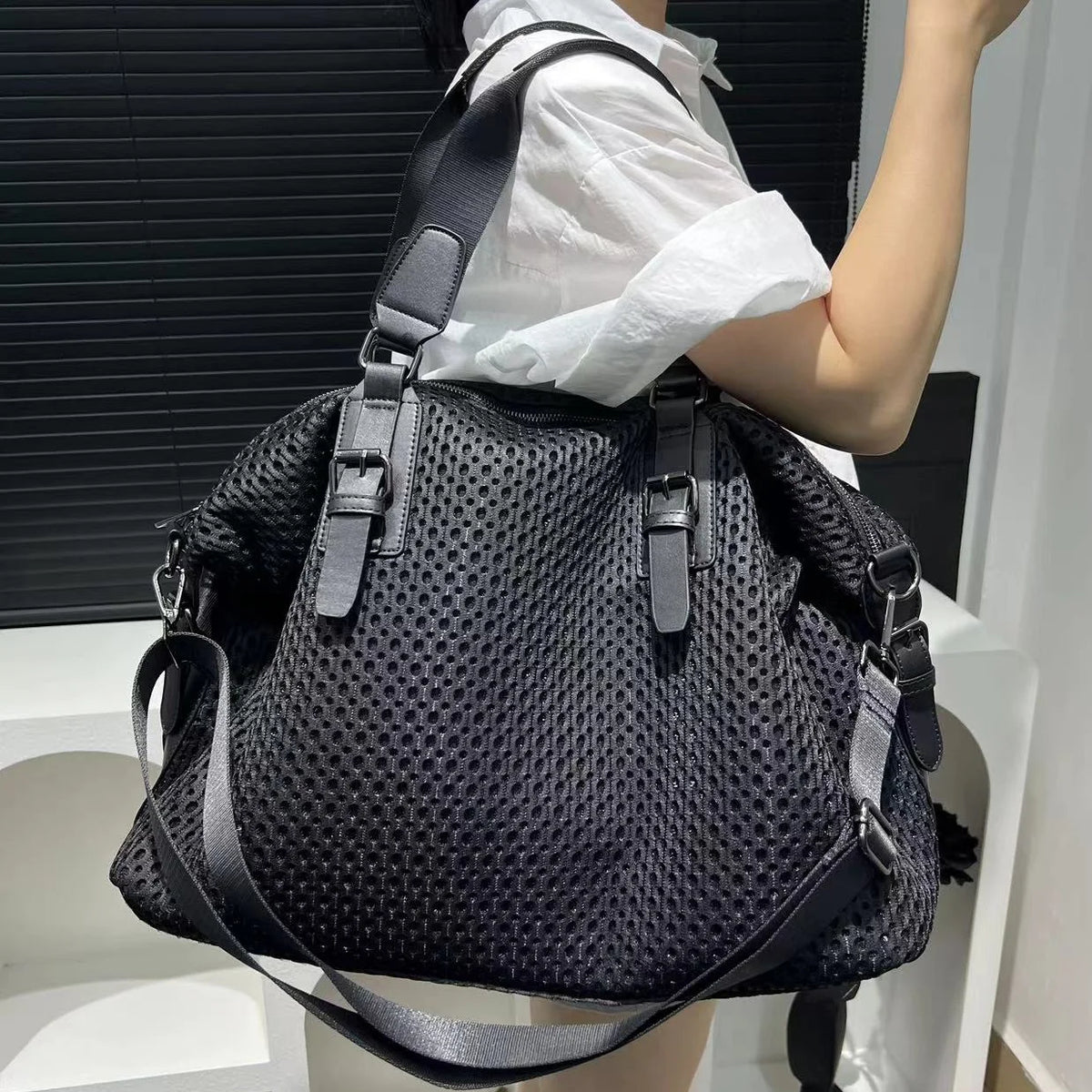 Ava Travel Bag